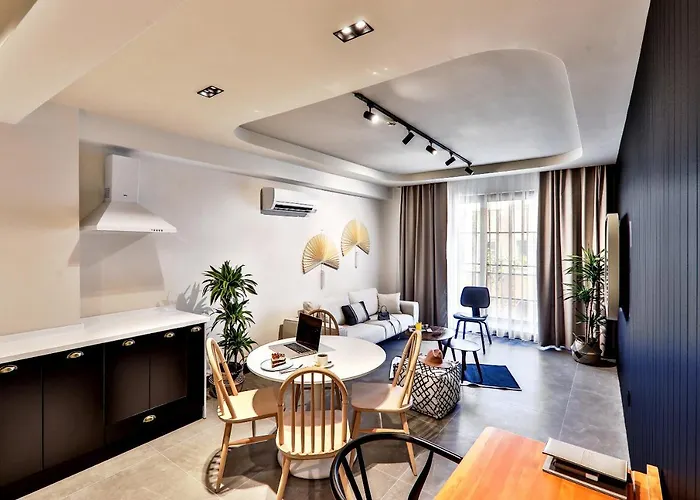 Luff Suites